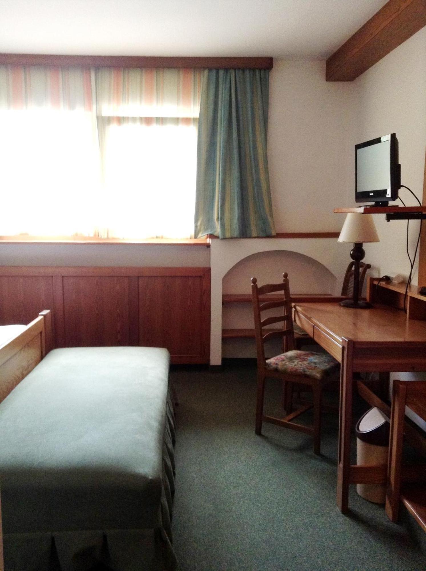 Hotel Gruenes Tuerl 바트슐러바흐 외부 사진