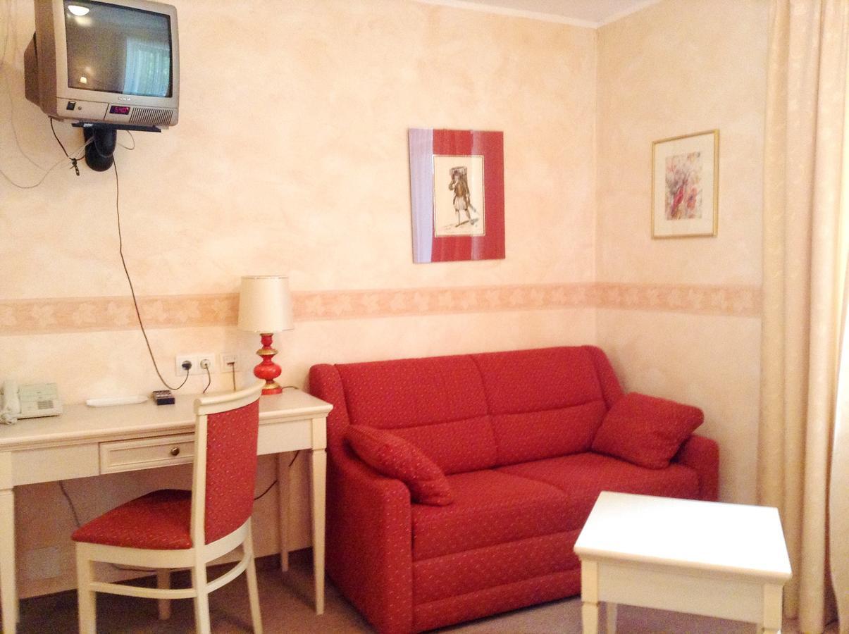 Hotel Gruenes Tuerl 바트슐러바흐 객실 사진