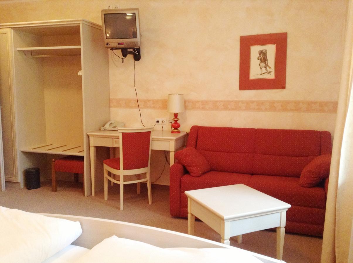 Hotel Gruenes Tuerl 바트슐러바흐 객실 사진
